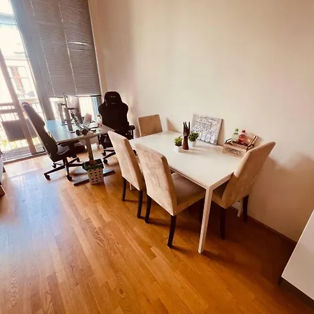 Privet In Shared Apartment, Oslo